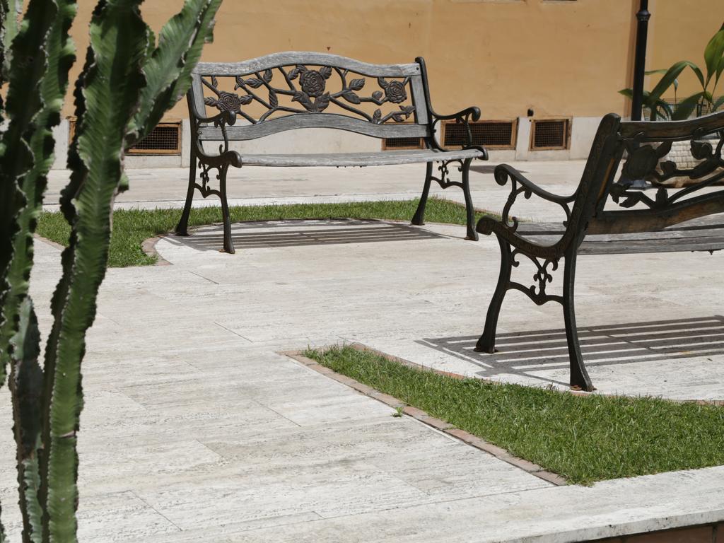 Guest House Trastevere โรม ภายนอก รูปภาพ