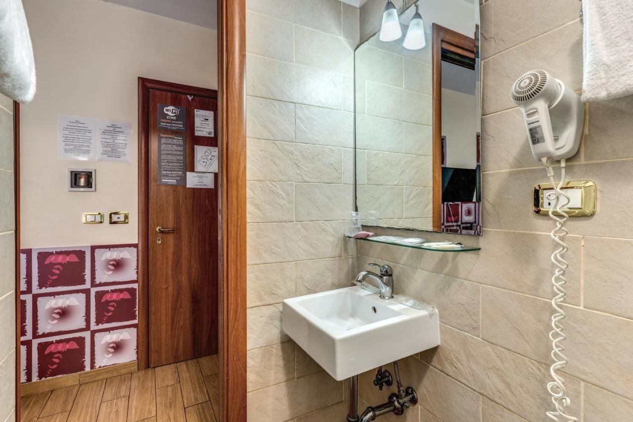 Guest House Trastevere โรม ภายนอก รูปภาพ