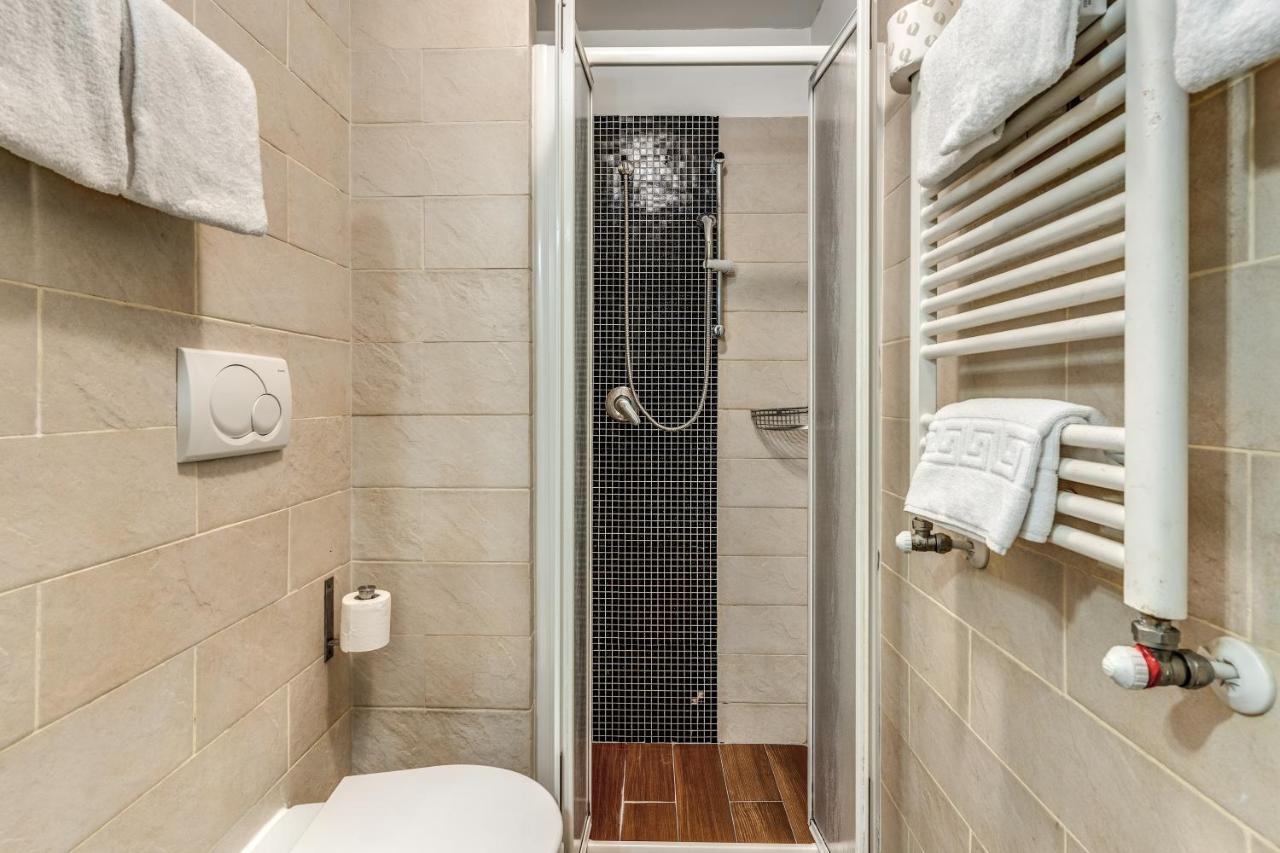 Guest House Trastevere โรม ภายนอก รูปภาพ